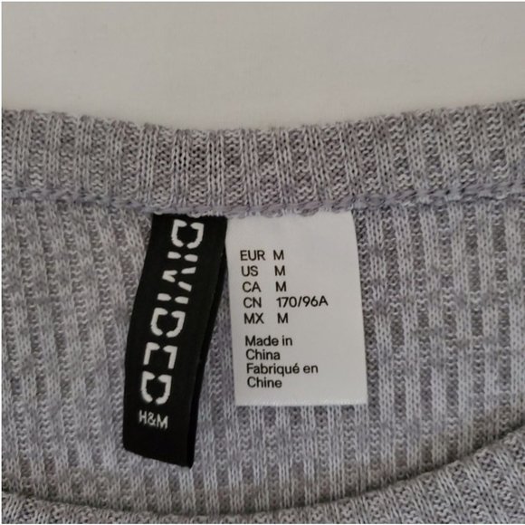 H&M Divided Women's Embroidered Gray Rib-Knit Pullover Sweatshirt Size Medium - Picture 8 of 15
